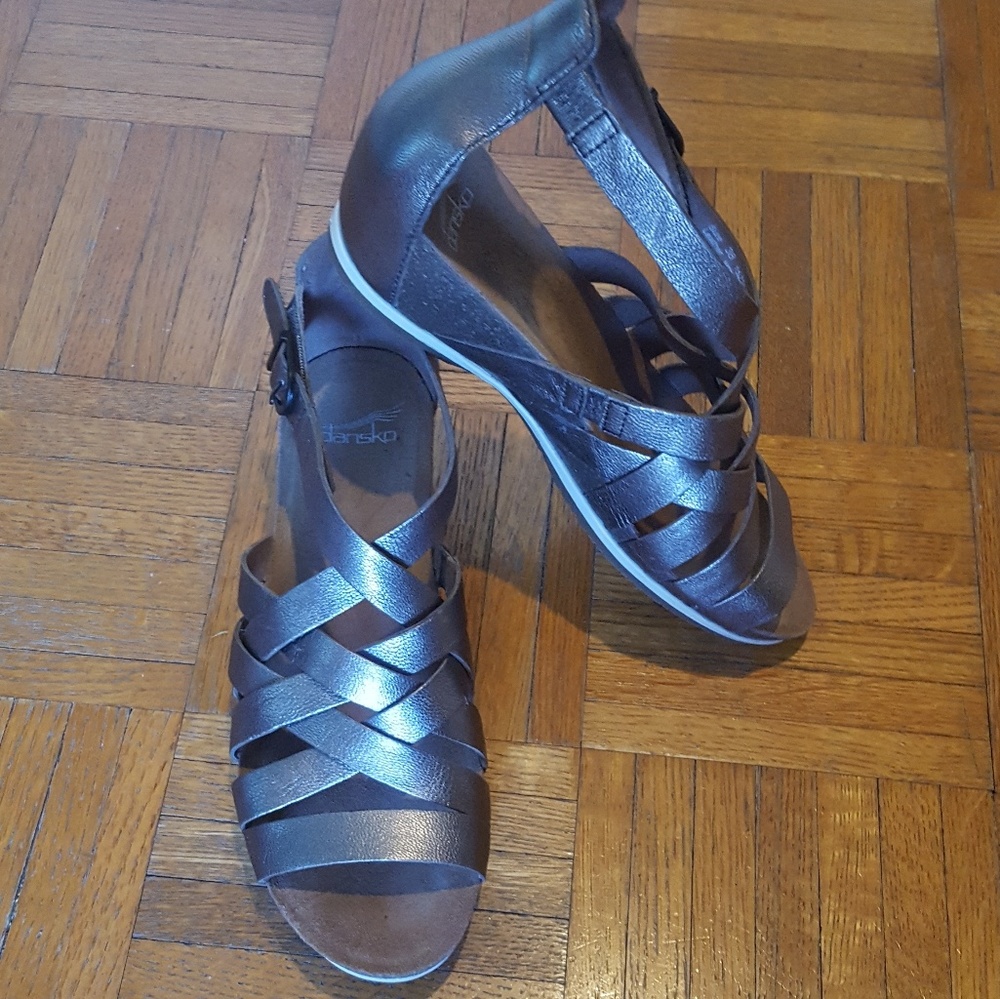 Pewter Vivian Dansko sandal